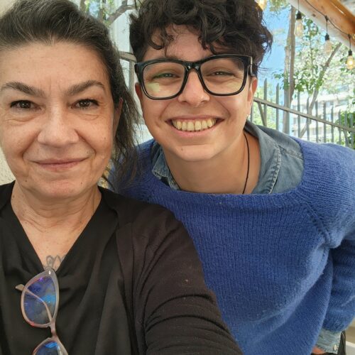 Selfie com a artista e professora Paula Arrieta Gutierrez. Santiago, Chile, 18 de outubro de 2022.