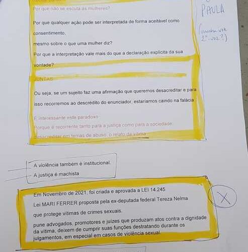 Processo de criação do lírico da peça sonora NO NOS CREEN: pós-produção, decupagem das vozes de Marion e Paula, partitura: marcação e separação das vozes, email sobre gravação da voz de Paula Arrieta, edição e masterização no estúdio Cadela Records com o produtor de som Nando Barth. Porto Alegre, Brasil.